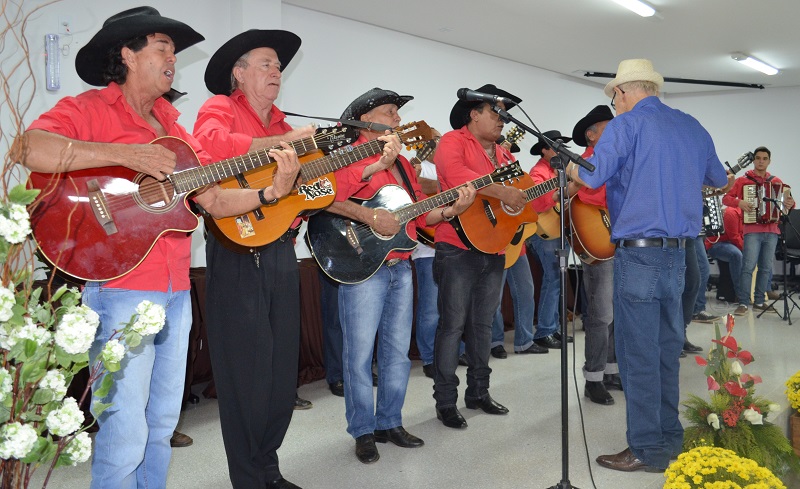 Orquestra tem entre integrantes servidores e alunos do IF Goiano