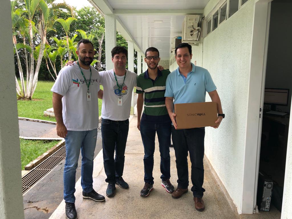 Visita da equipe no Campus Ipameri