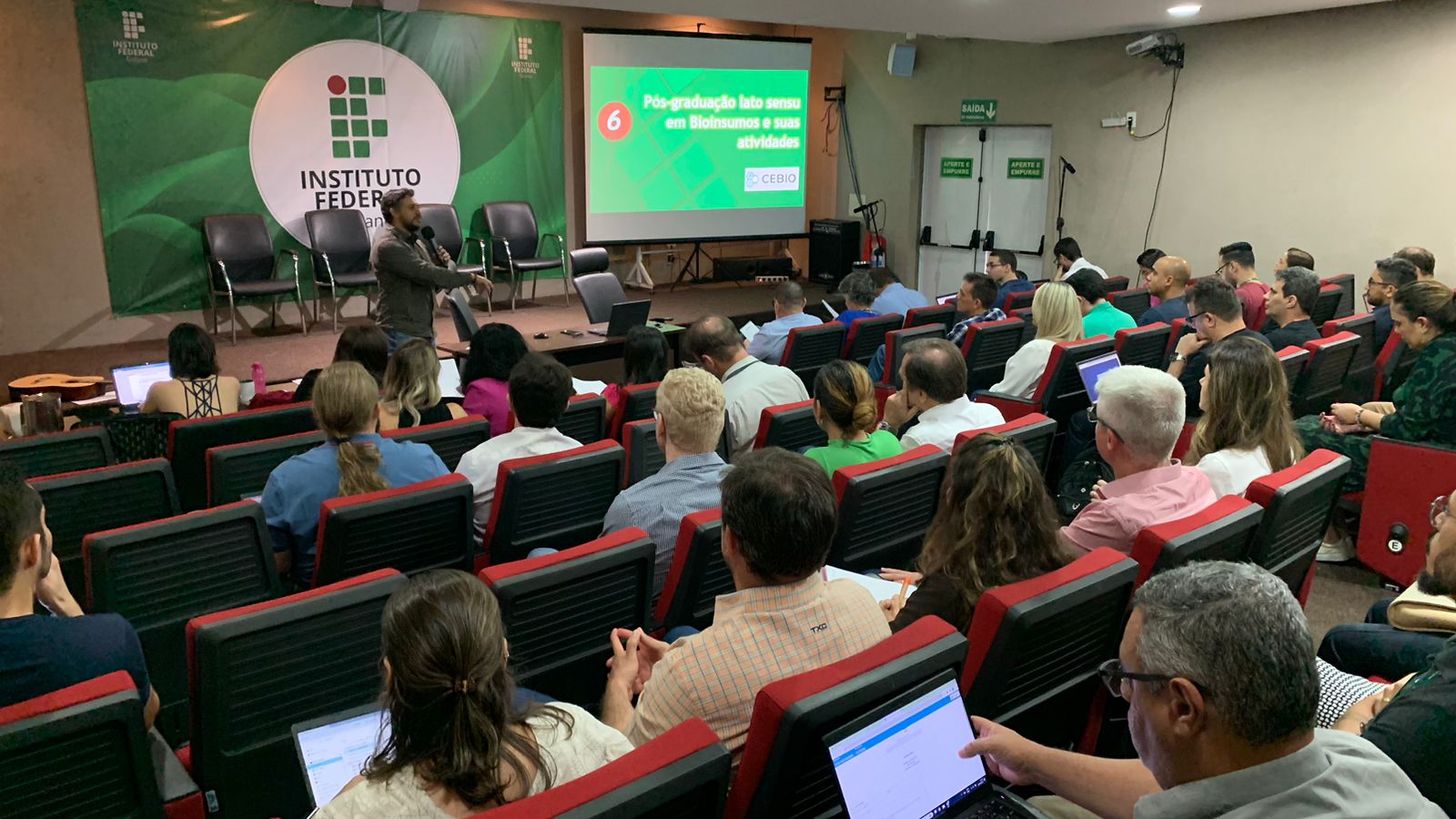 Anúncio da nova pós foi feito em reunião de planejamento do Cebio