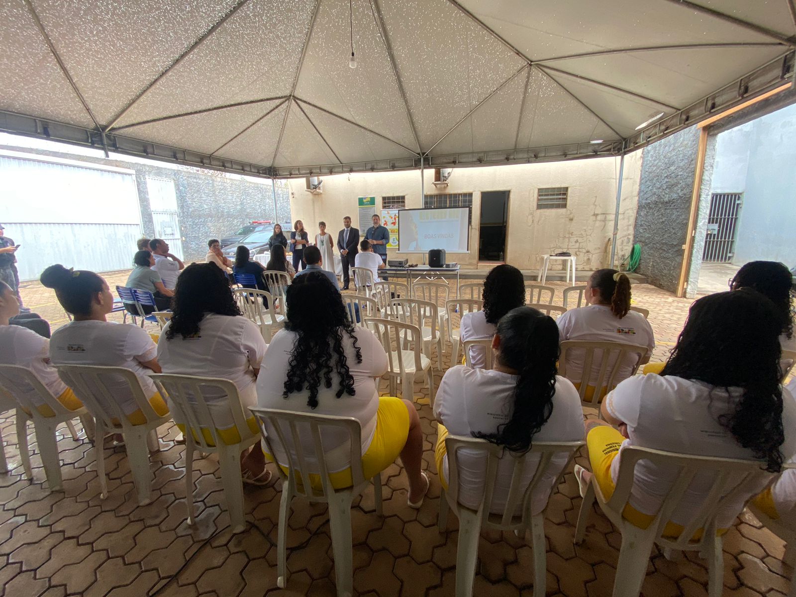 Aula inaugural do Programa Mulheres Mil no Presídio Feminino de Orizona-GO, ocorrida em outubro de 2024