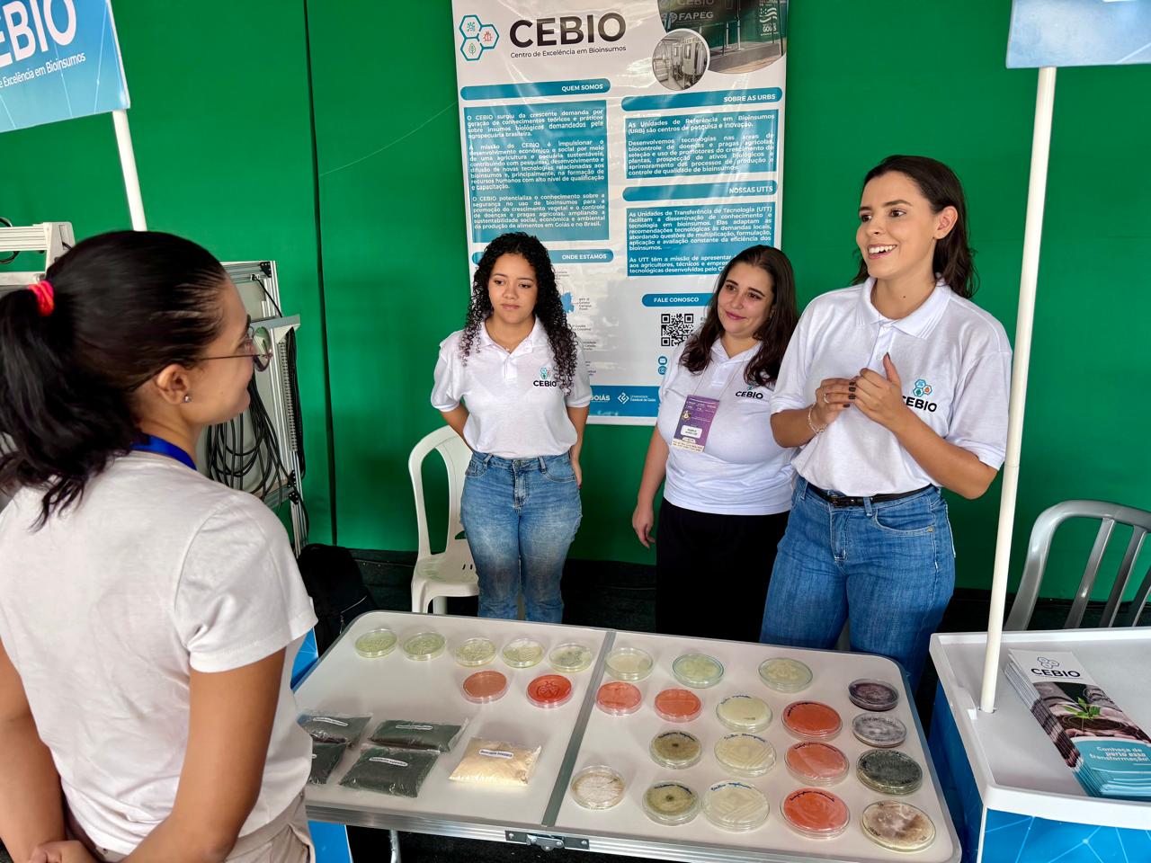 Foram divulgadas tecnologias, processos e inovações desenvolvidos por pesquisadores, estudantes e docentes da Instituição