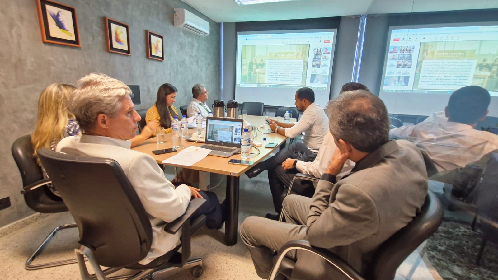 Ministro do MDA e reitor do IF Goiano participam de reunião