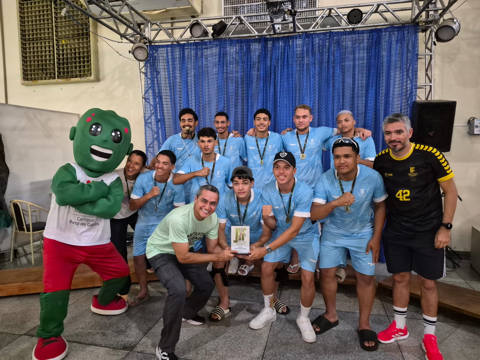 Futsal masculino garante vaga na etapa nacional, em Goiânia.