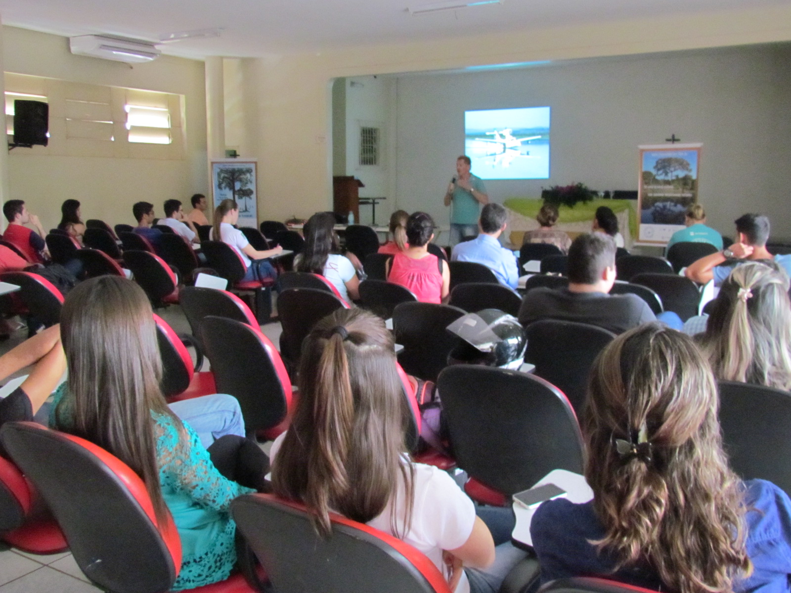 Gérard Moss - aviador ambientalista